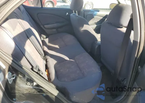 2000 Nissan Sentra Se z USA, uszkodzony, nr VIN 3N1BB51D9YL105140